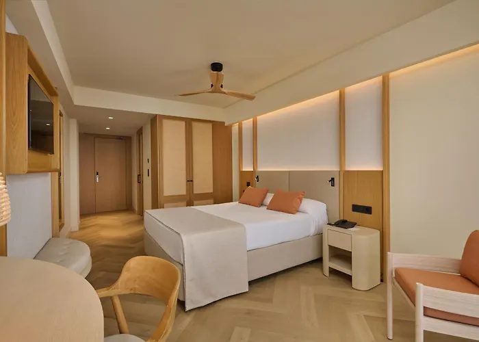 Hipotels Don Juan Szálloda 4*